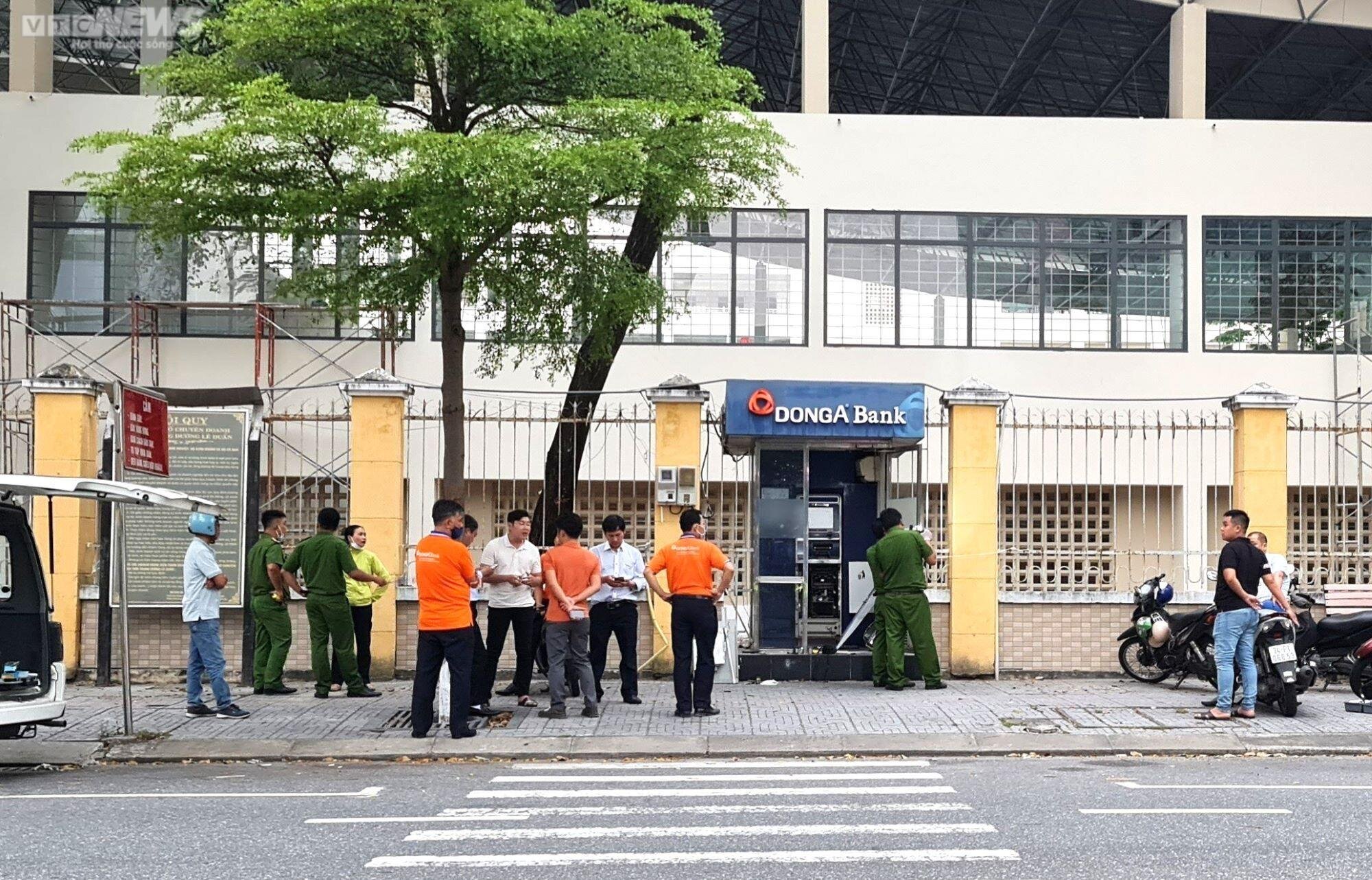 Bắt nghi phạm phá trụ ATM giữa trung tâm Đà Nẵng - 1