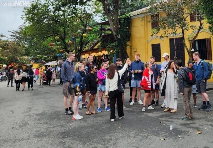Đón khách quốc tế trong giai đoạn mới, Quảng Nam quyết xử lý tour du lịch 'chui' - 1