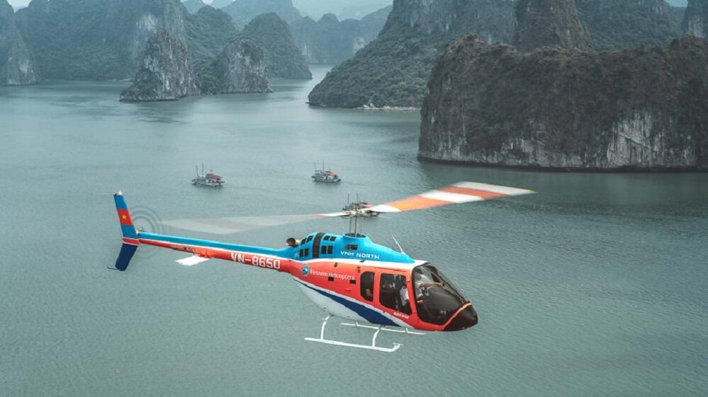 Tour du lịch trực thăng ngắm Vịnh Hạ Long giá bao nhiêu? - 1