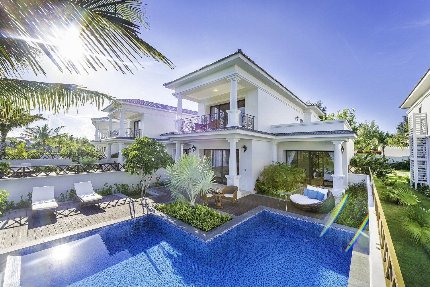 8 resort đẹp nhất ở Đà Nẵng, nhất định phải đến một lần - 1