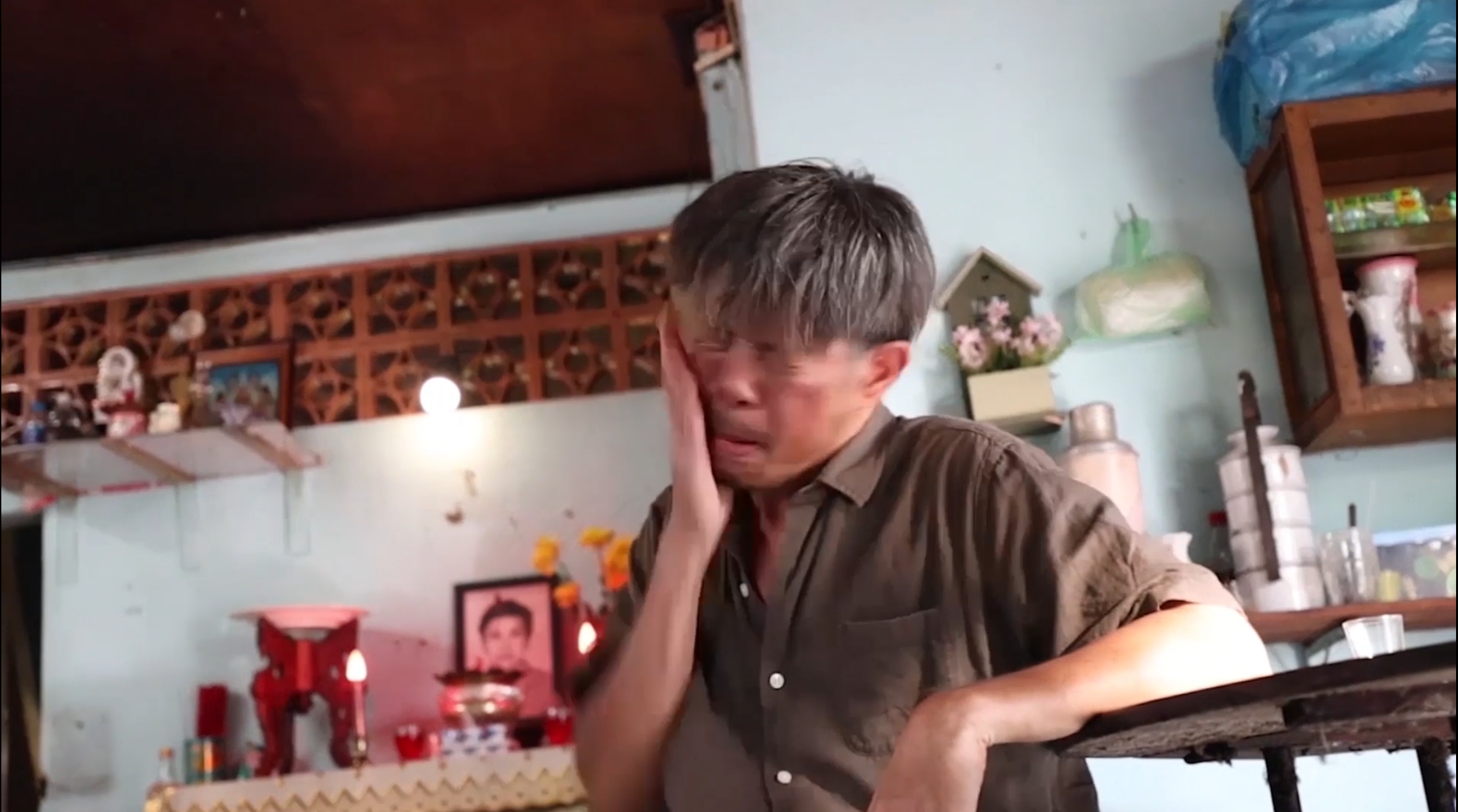 Thái Hòa tự tát 40 lần đến mức mặt sưng vù, gây sốc cho Thu Trang - Vũ Ngọc Đãng - 4