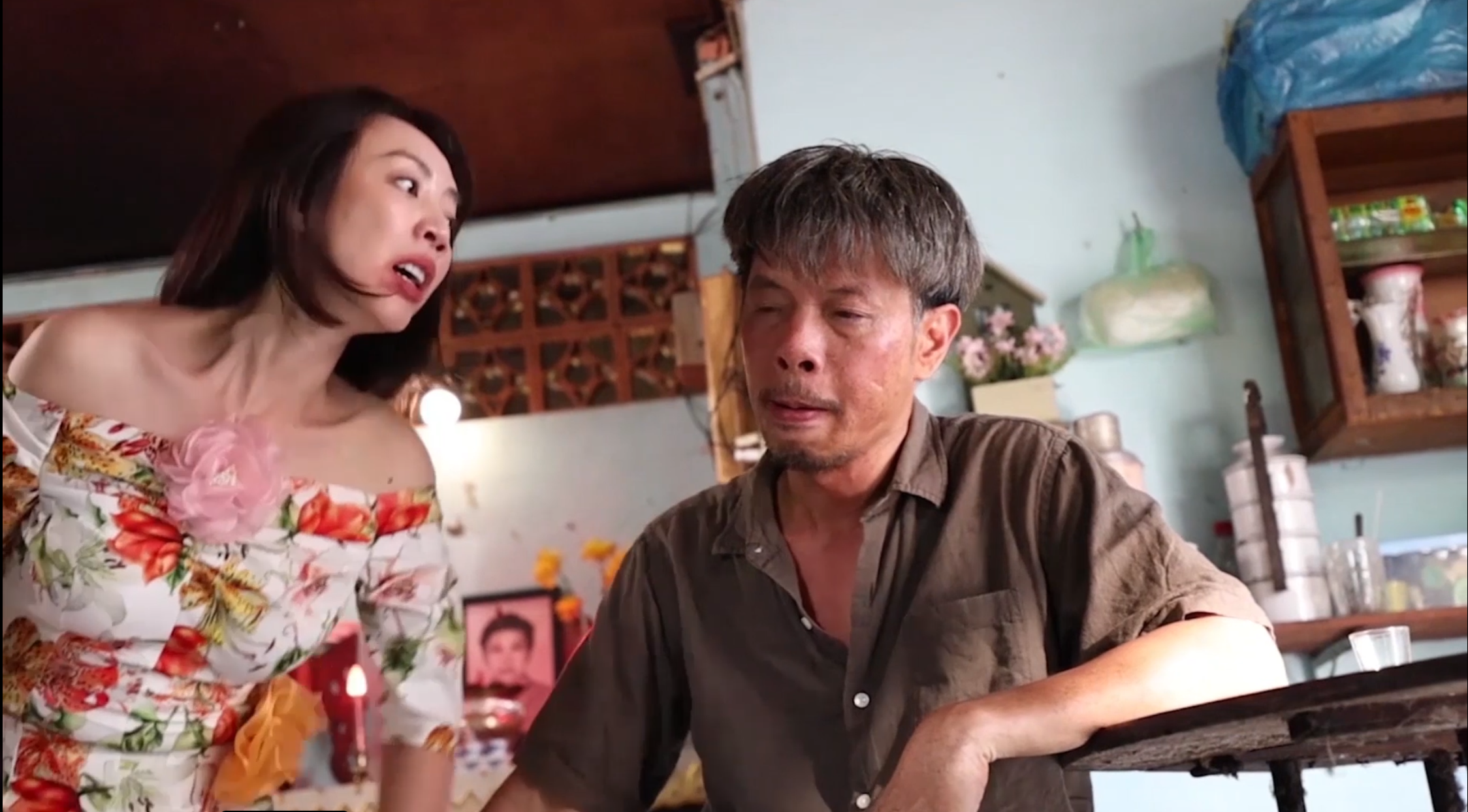 Thái Hòa tự tát 40 lần đến mức mặt sưng vù, gây sốc cho Thu Trang - Vũ Ngọc Đãng - 5