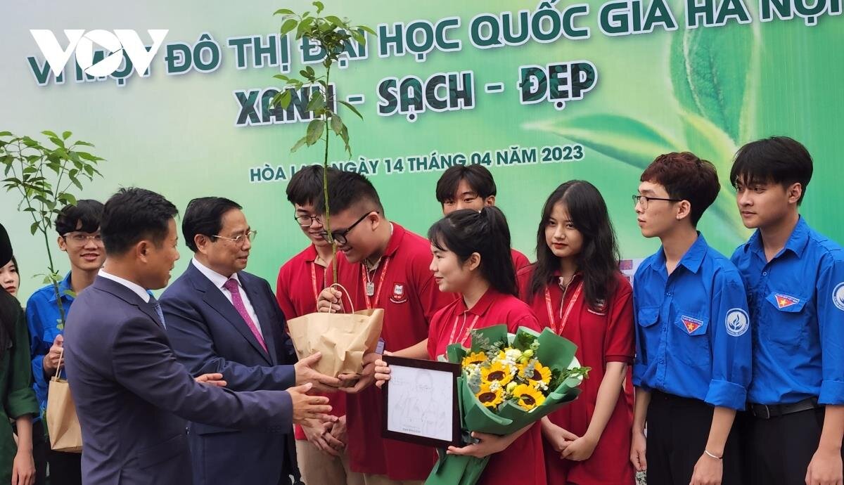 'ĐHQG Hà Nội phải trở thành nơi hội tụ nhà khoa học của Việt Nam và thế giới' - 3