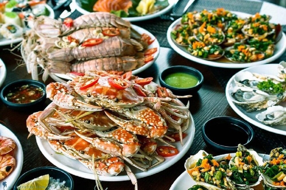 Ăn gì ở Đà Nẵng: Những món ngon du khách nhất định phải thử - 2