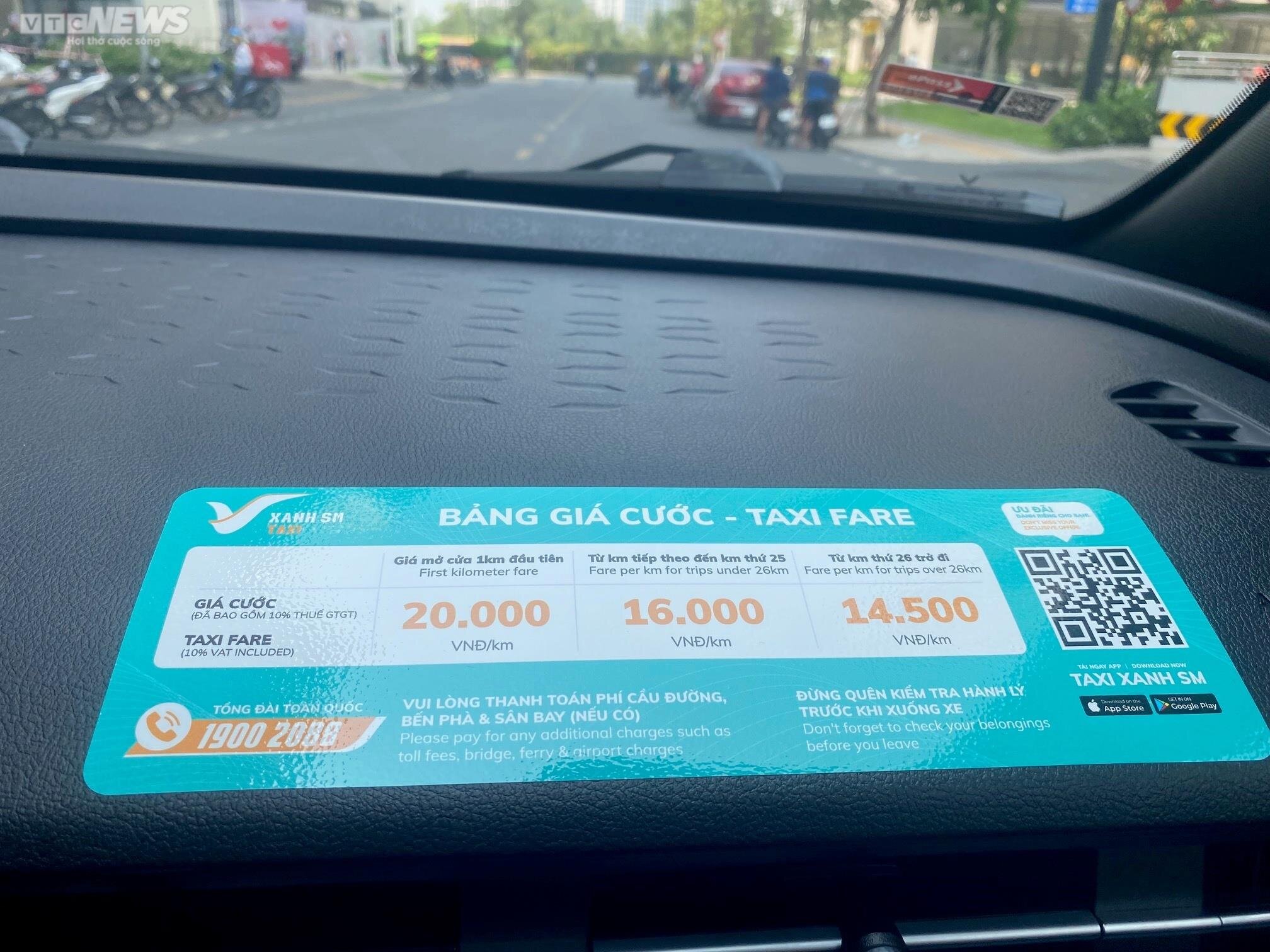 Taxi điện Xanh SM bắt đầu ‘đổ bộ’ thị trường TP.HCM - 4
