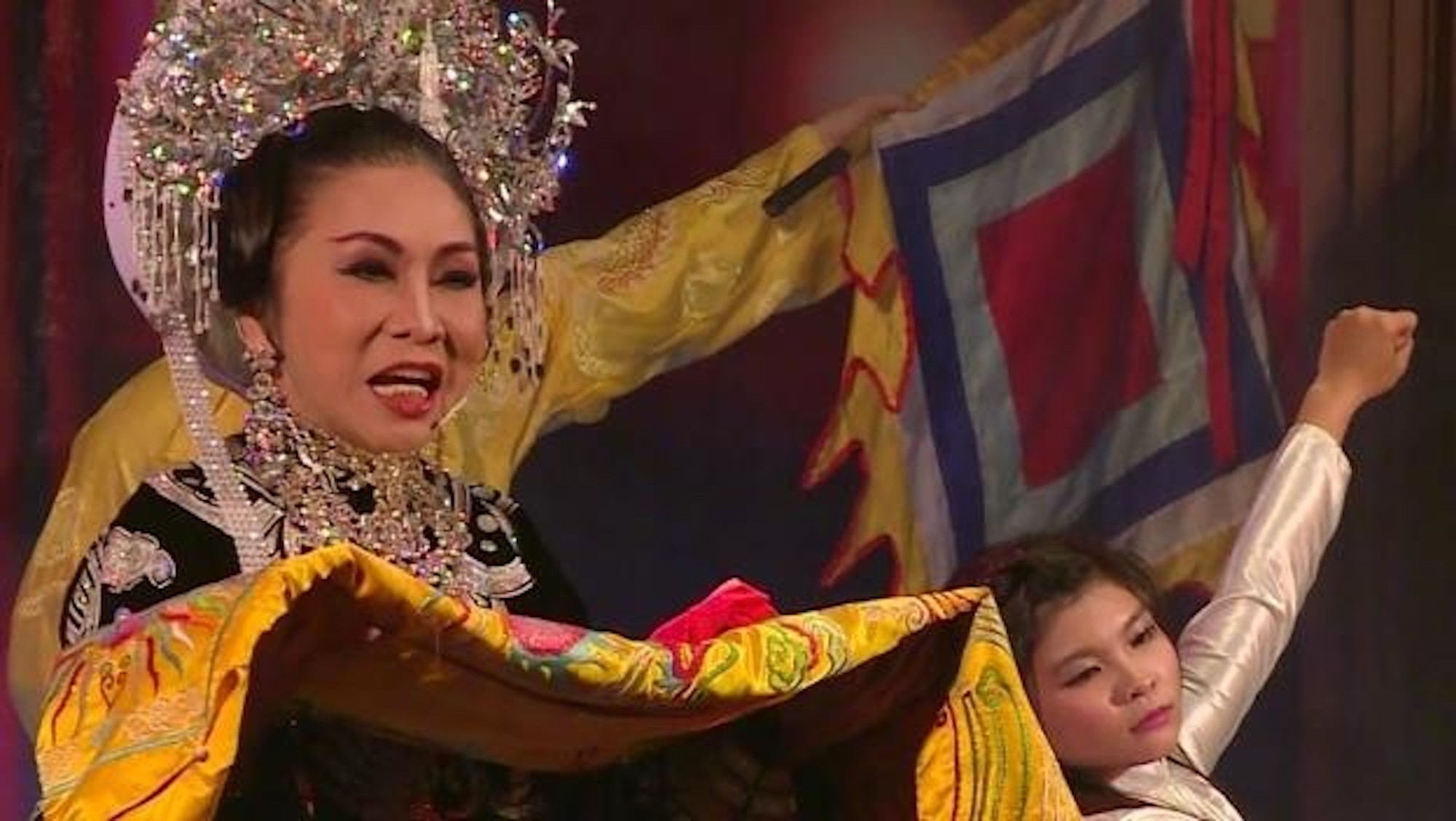 Vị vua nào chết vì mũi tên bắn, ít được lịch sử ghi lại, là con Đinh Tiên Hoàng? - 3