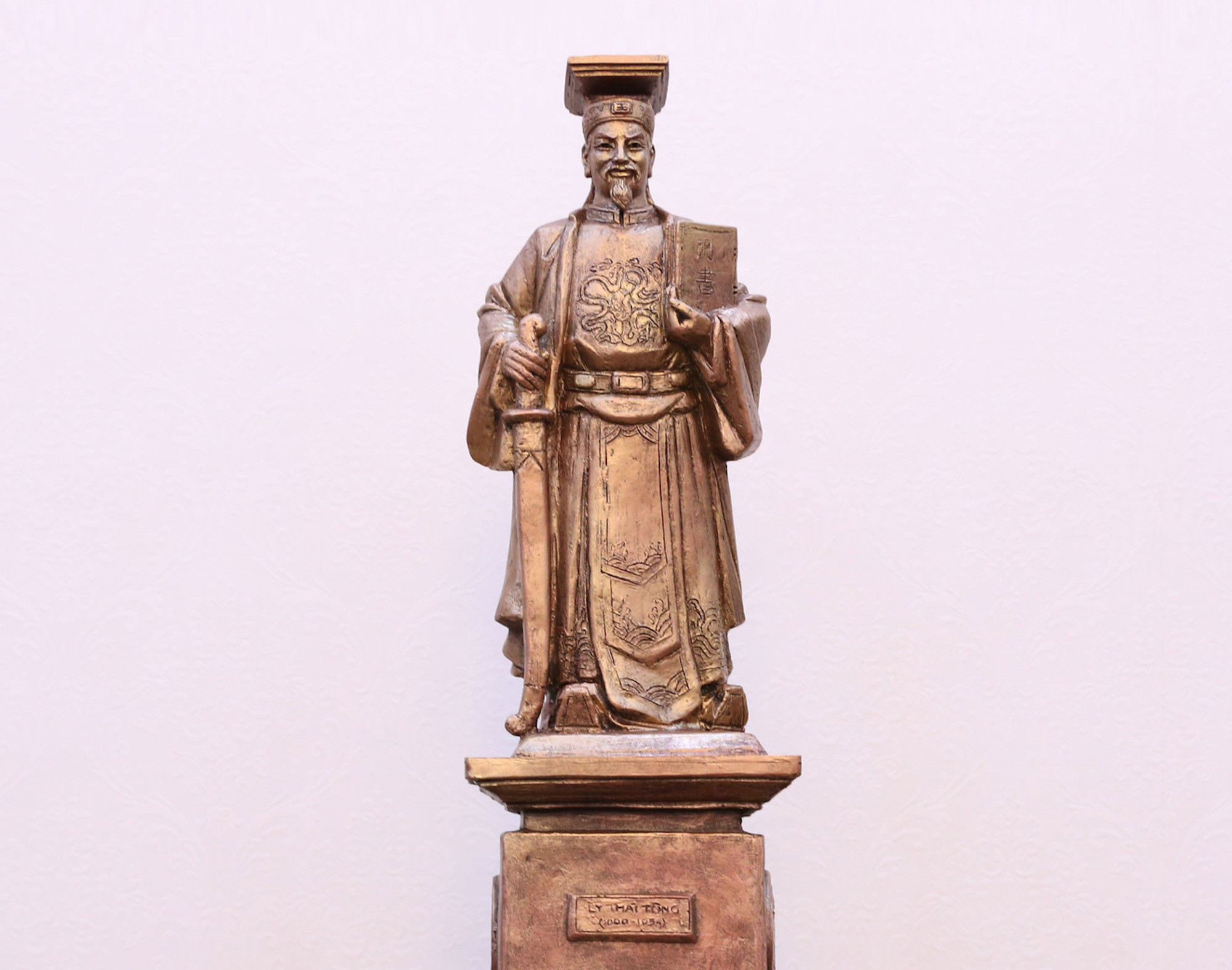 Vị vua nào anh minh bậc nhất sử Việt, biểu tượng của công lý và xét xử? - 4