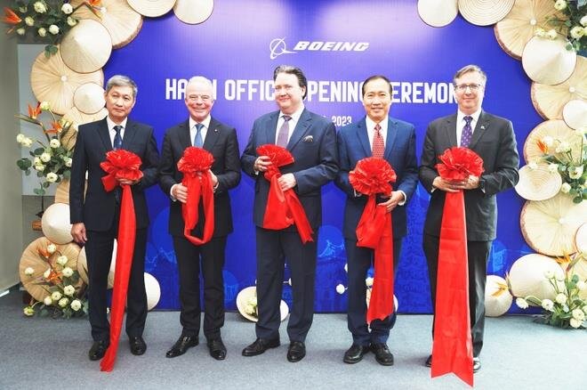 Boeing chính thức có văn phòng thường trực tại Hà Nội - 1