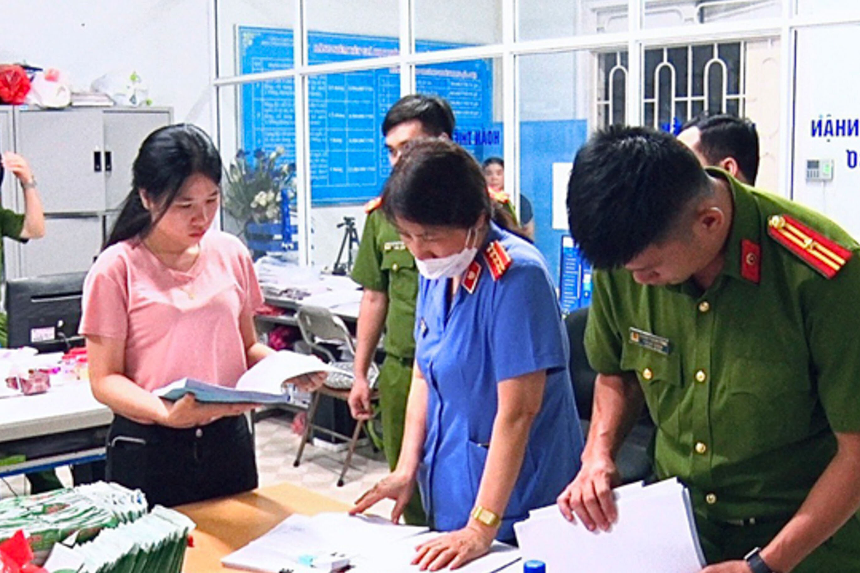 Lạng Sơn: Khởi tố 9 người về hành vi đưa, nhận hối lộ trong sát hạch lái xe - 1