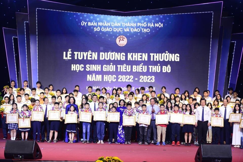 Học sinh Hà Nội dẫn đầu cả nước trong các kỳ thi học sinh giỏi quốc gia, quốc tế - 1