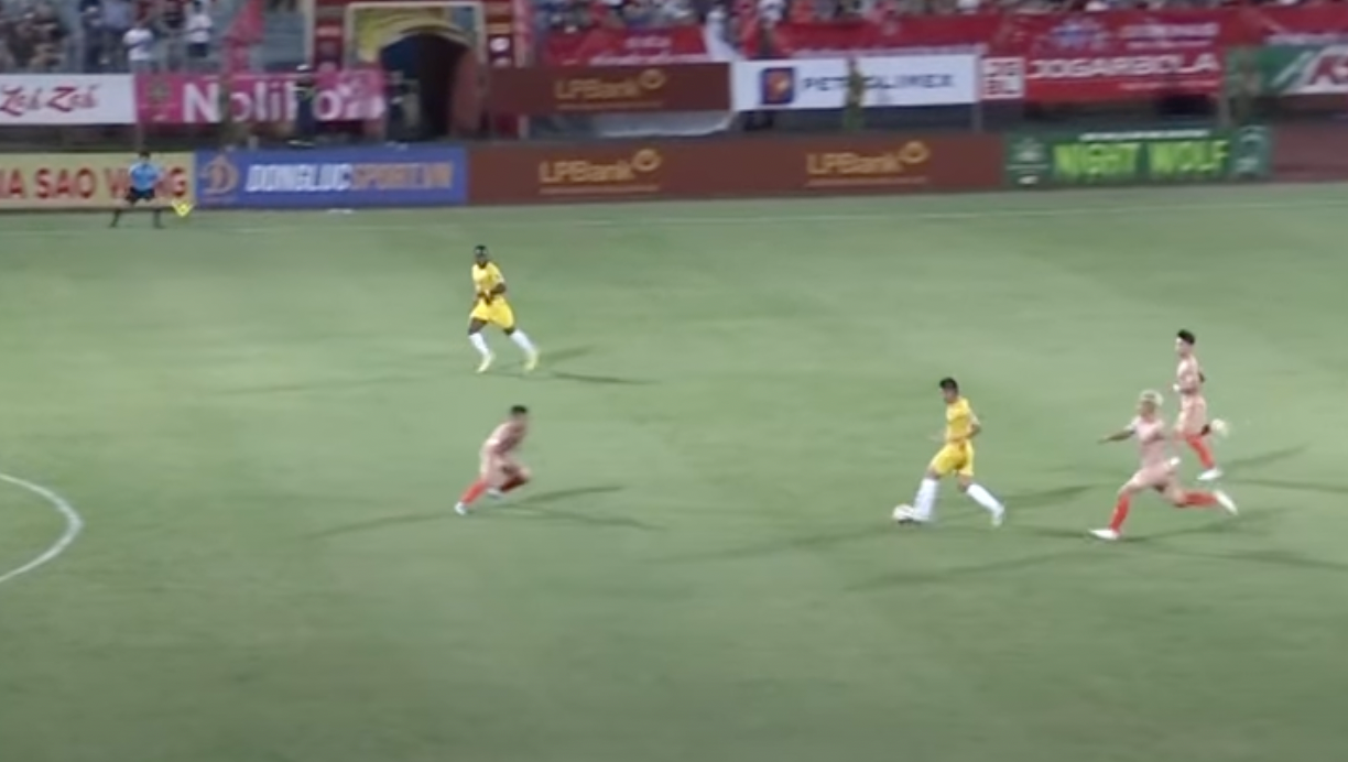 Công An Hà Nội giành chiến thắng trước Sông Lam Nghệ An - 1