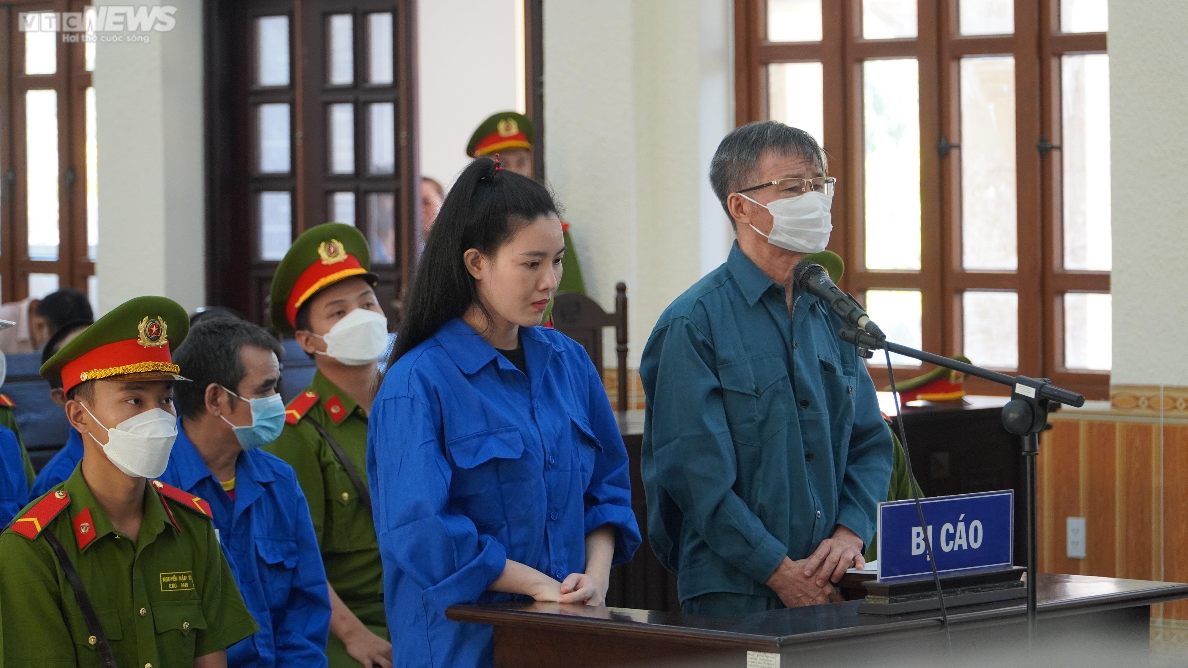 'Hotgirl' lừa đảo 21 tỷ đồng ở Bình Thuận không được giảm án - 1