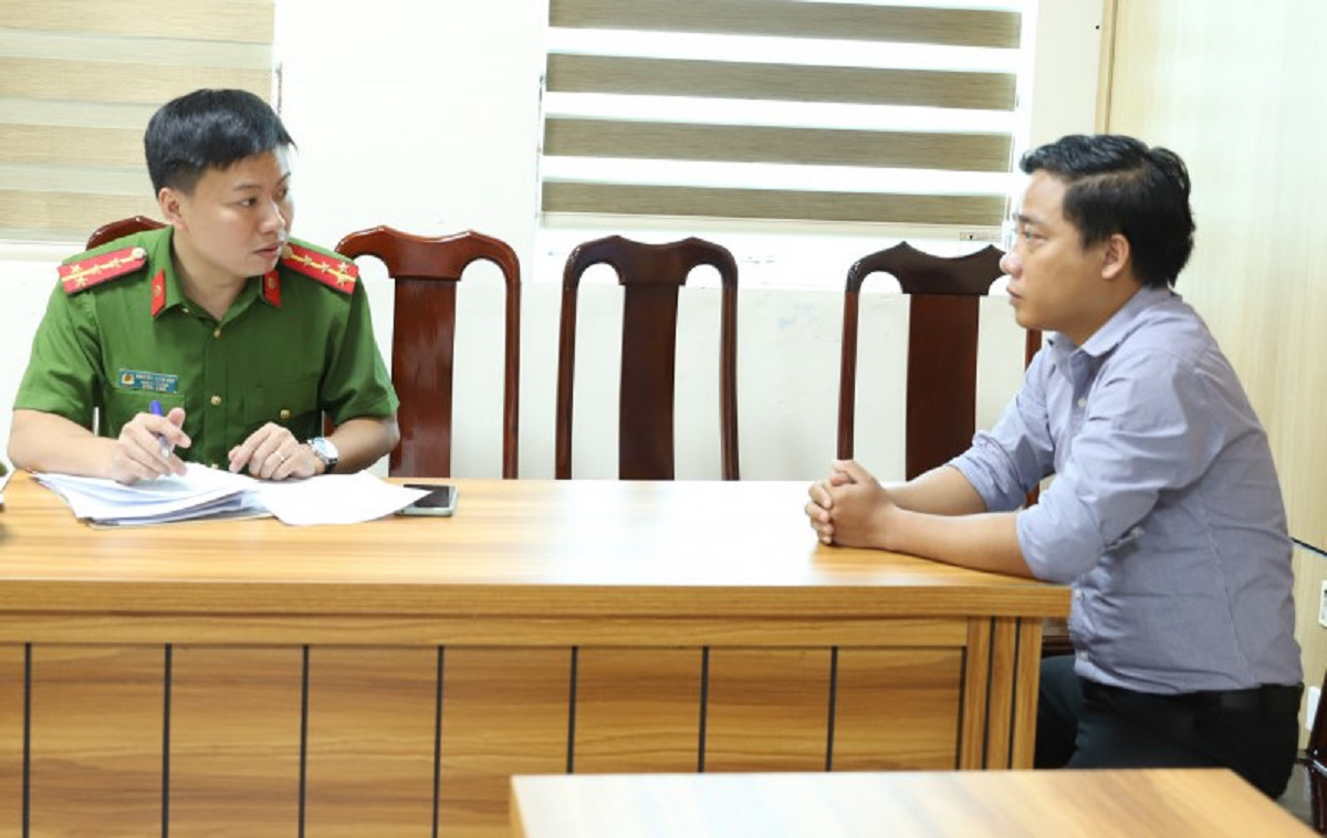 Lạm quyền trong thi hành công vụ, hai cựu kế toán xã ở Hà Tĩnh bị bắt giữ - 1