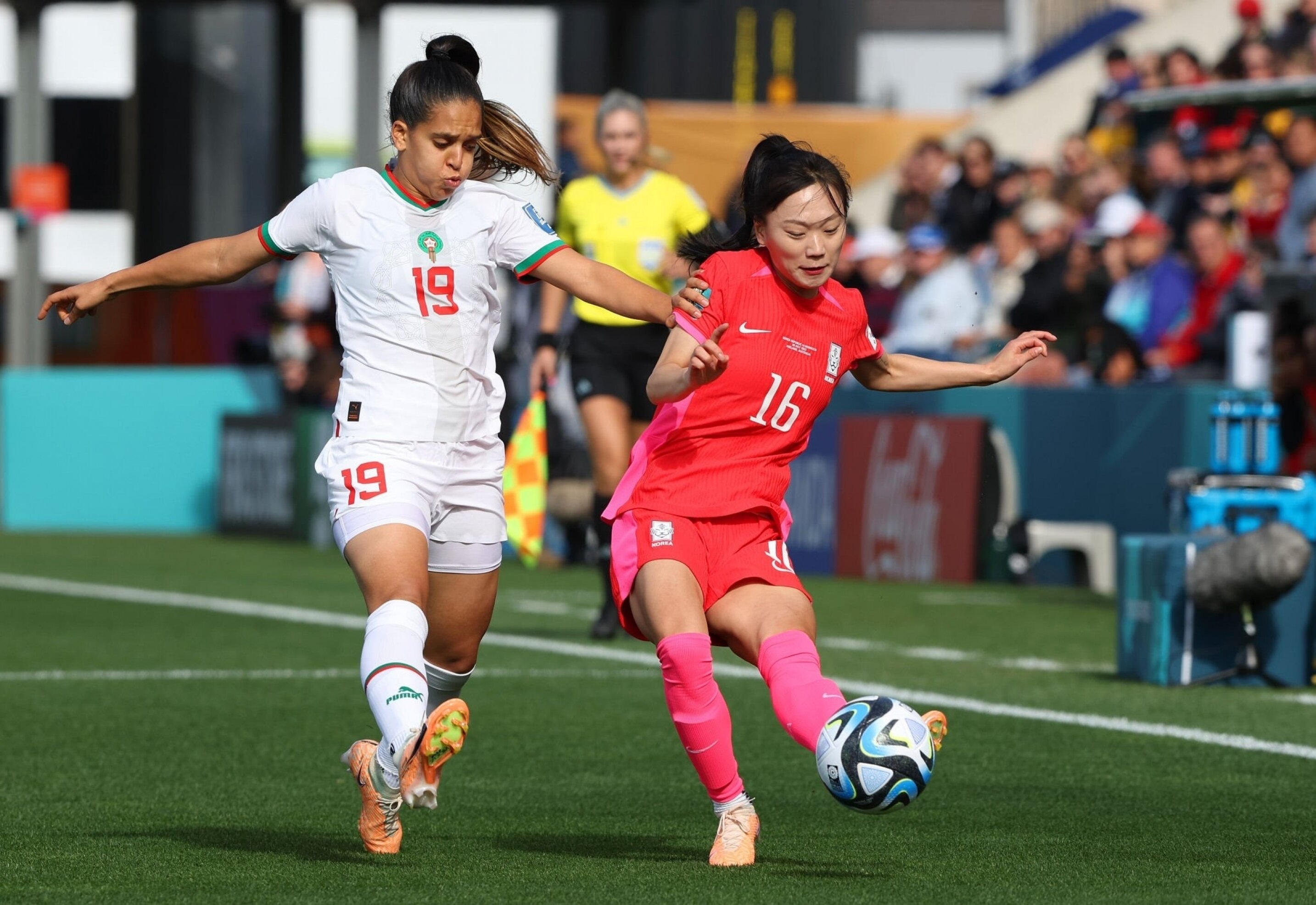 Đội tuyển nữ Hàn Quốc chạm trán đội tuyển nữ Đức.
