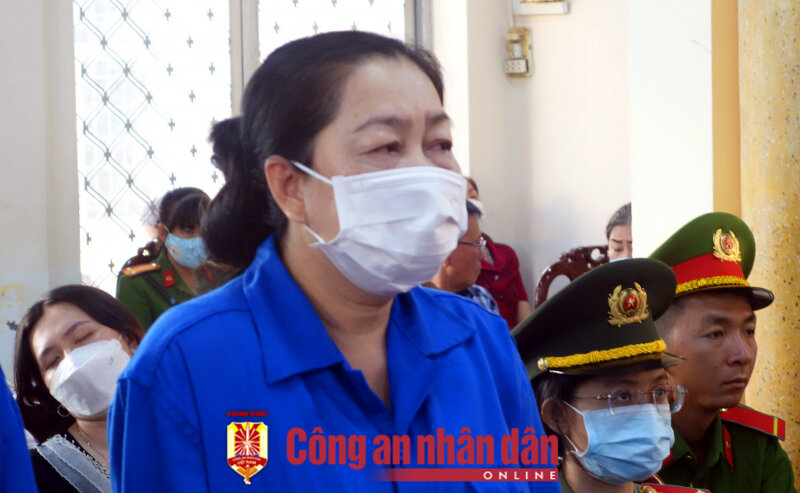 Bị cáo Nguyễn Thị Kim Hạnh (tức Mười Tường) nhận mức án 23 năm tù.