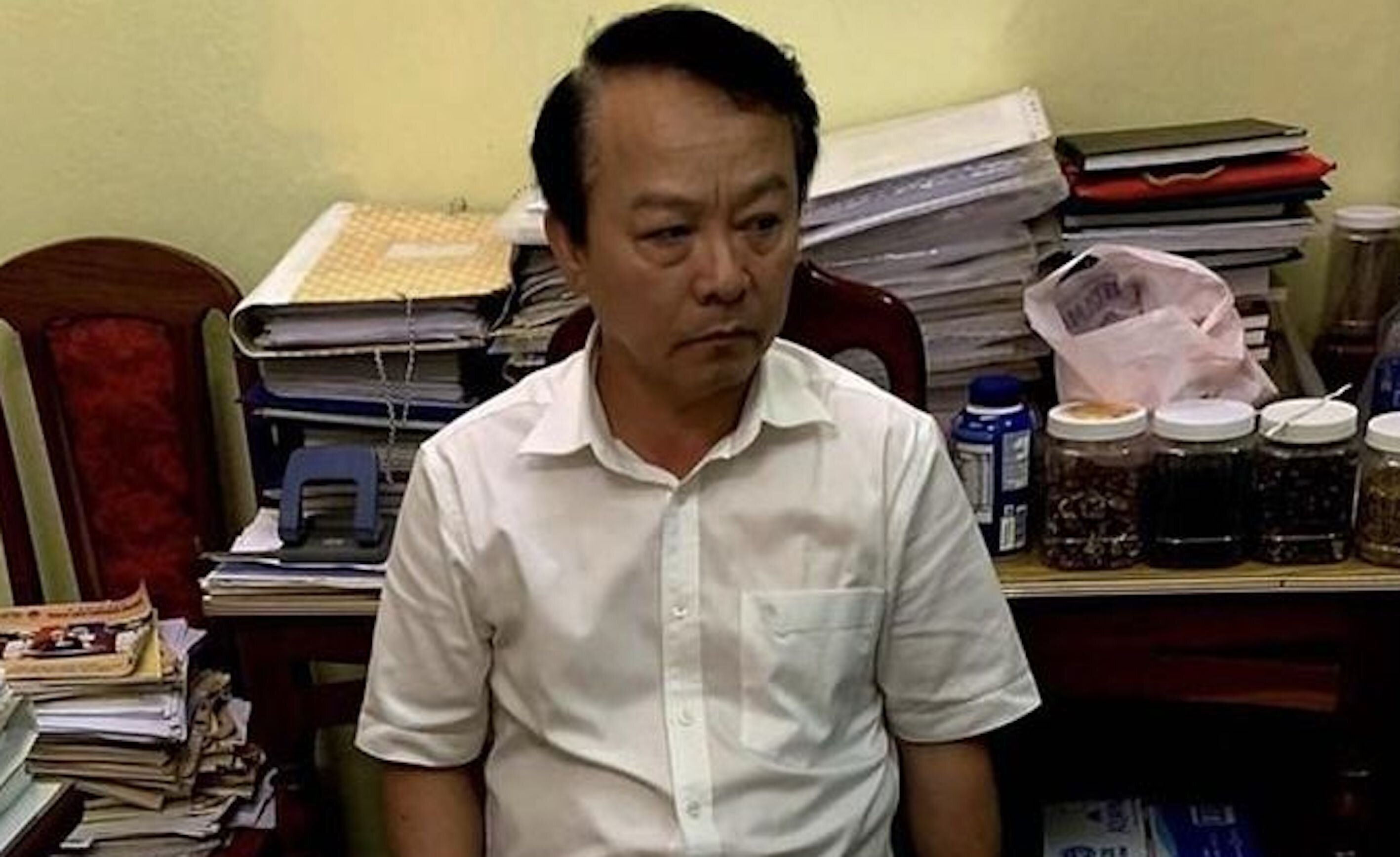 Thẩm phán Võ Đình Sớm bị khởi tố, bắt tạm giam để điều tra về tội nhận hối lộ. (Ảnh: Báo Gia Lai)