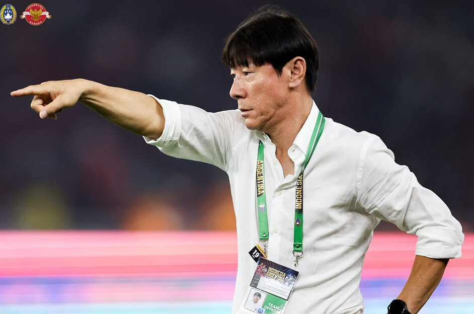 HLV Shin Tae-yong tự tin giúp Indonesia vượt qua vòng loại thứ hai và hướng tới World Cup 2026. (Ảnh: PSSI)