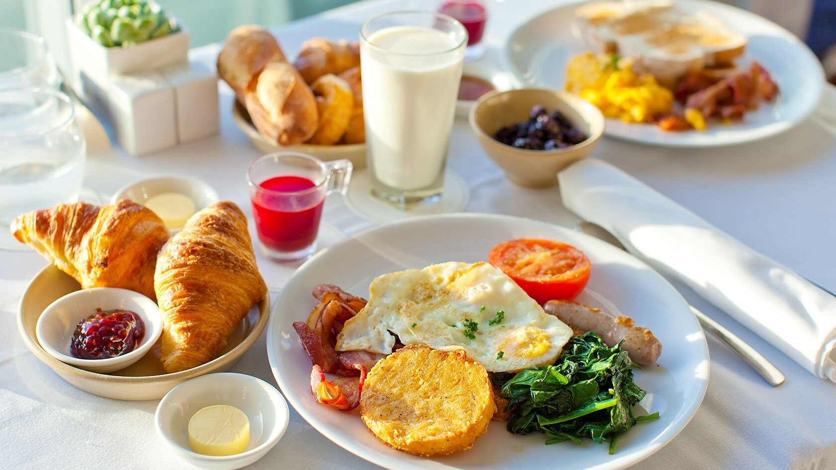 Hãy duy trì cho mình một bữa ăn sáng lành mạnh, đủ dinh dưỡng. Ảnh minh hoạ