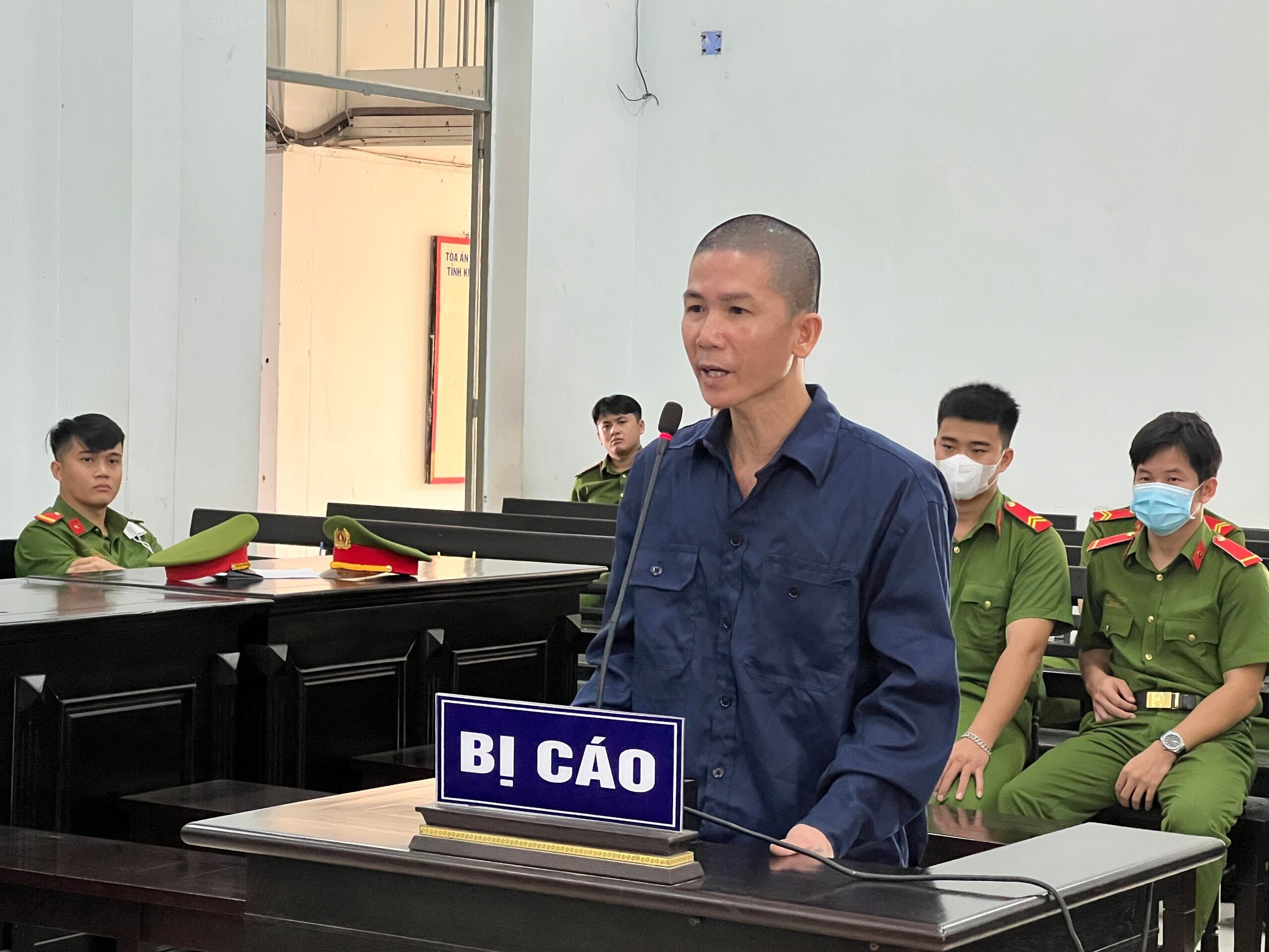Bị cáo Phan Danh Hưng tại tòa (Ảnh: K.K)