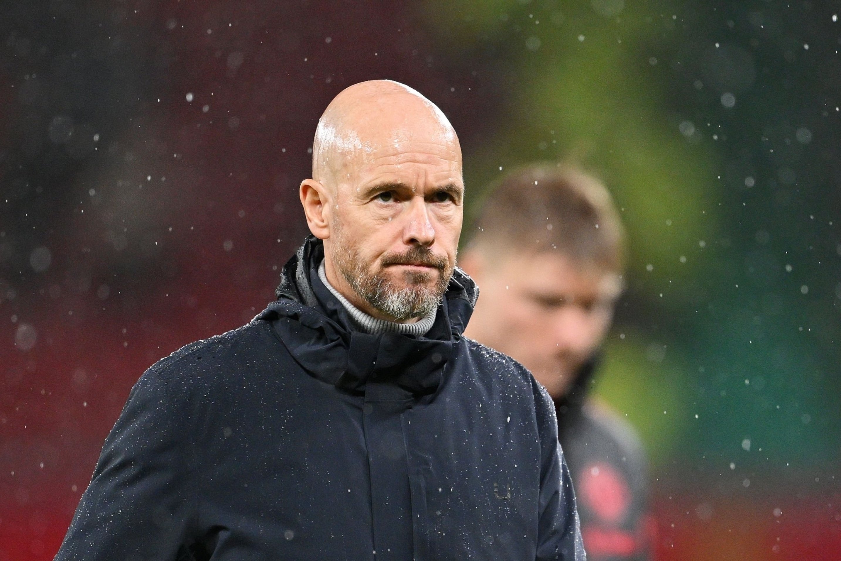 HLV Erik ten Hag đối mặt với nhiều sức ép. (Ảnh: Man Utd)