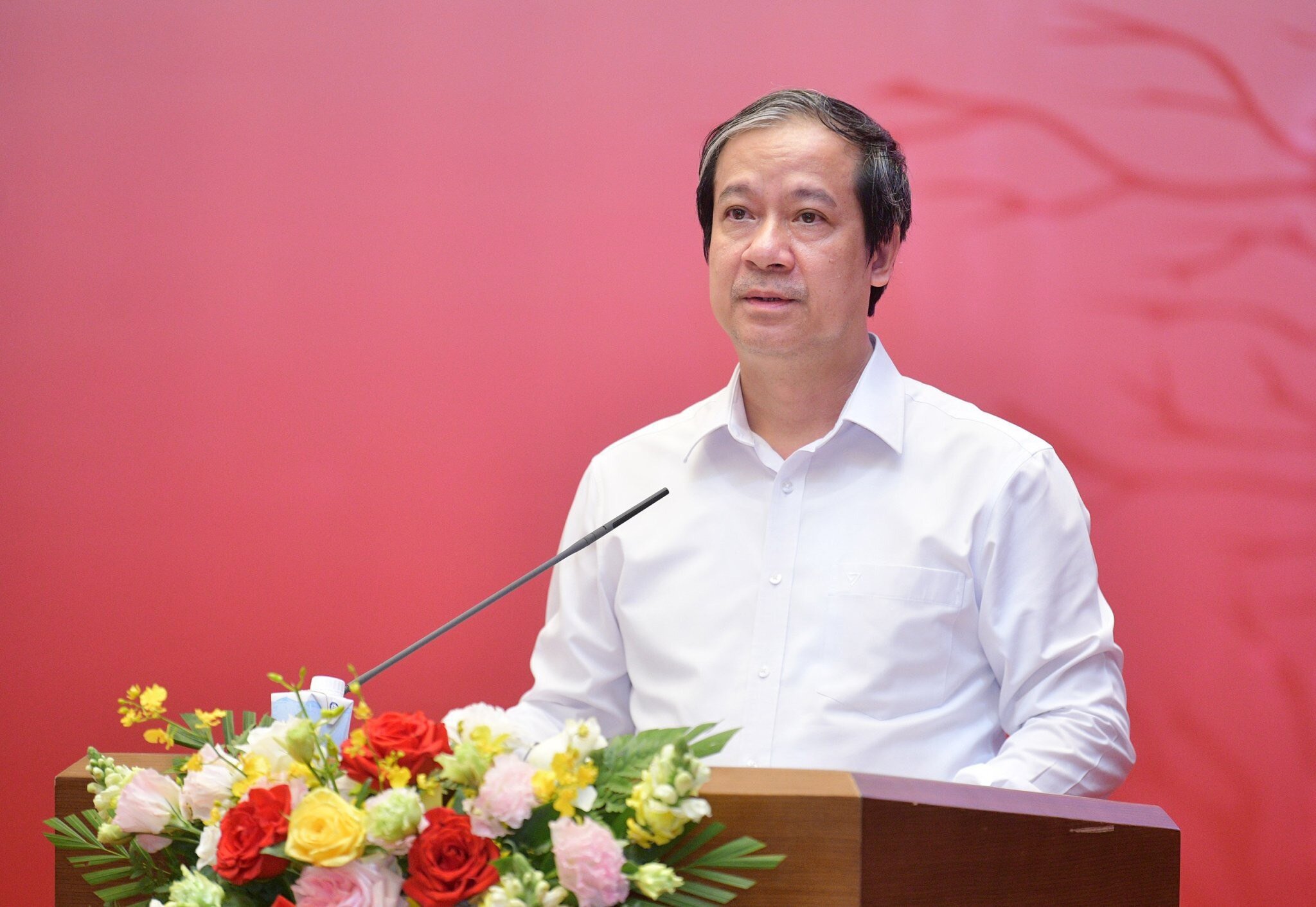 Bộ trưởng GD&ĐT Nguyễn Kim Sơn phát biểu chiều 5/11.