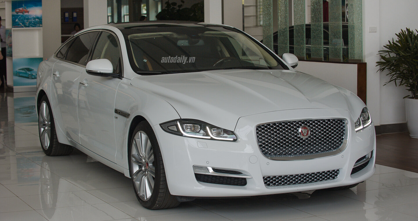 Jaguar XJL là một mẫu sedan hạng sang cỡ lớn được sản xuất bởi Jaguar Land Rover. (Ảnh: Autodaily.vn)