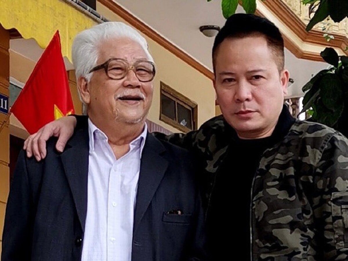 Nghệ sĩ Lê Đức Trung và con trai - diễn viên Lê Tuấn Anh.