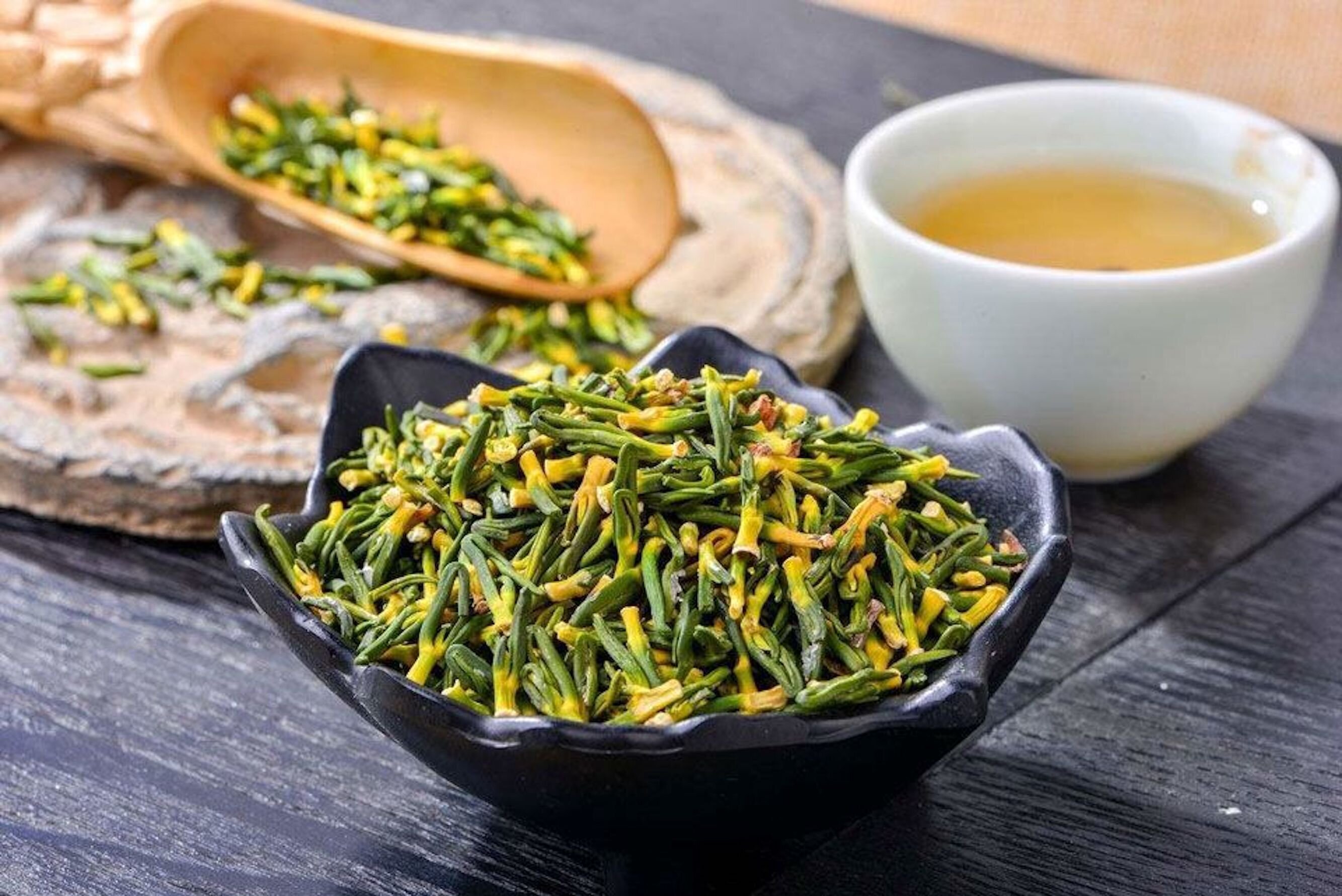 Nhiều loại trà thảo dược tốt cho sức khỏe người cao tuổi.