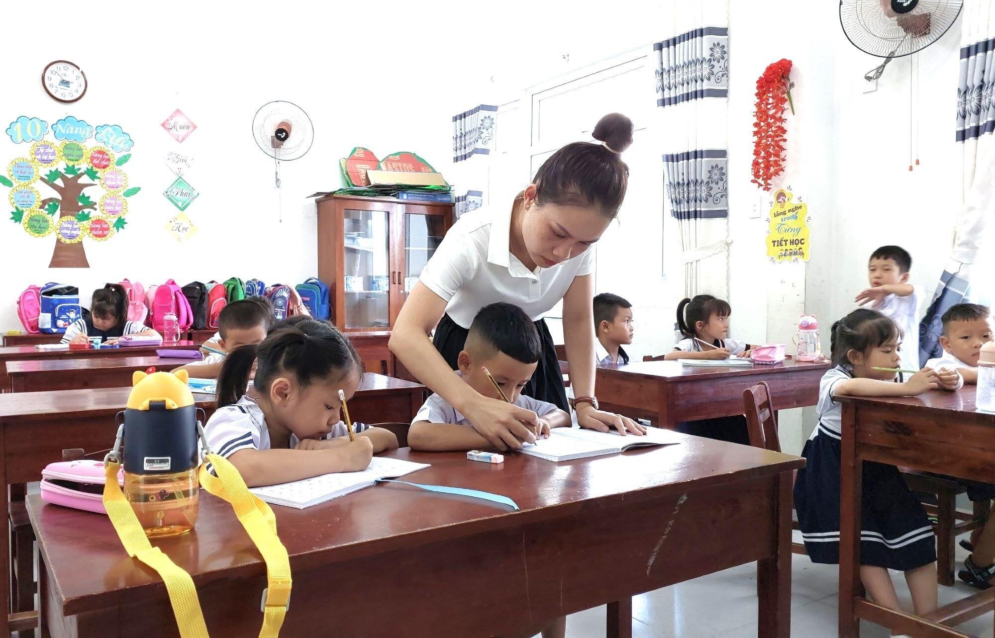 Đà Nẵng hiện thiếu trường, nhiều học sinh tiểu học chưa được bố trí học 2 buổi/ngày.