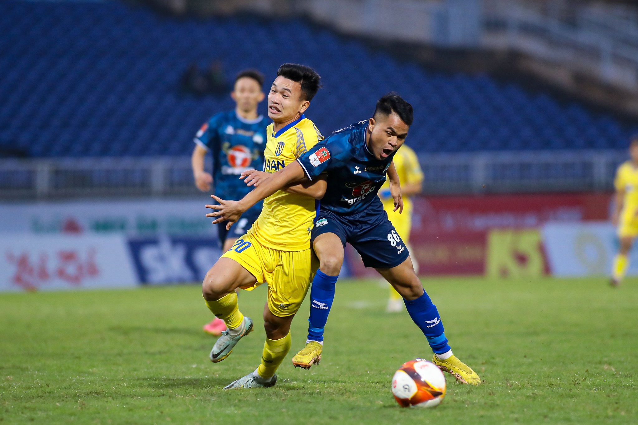 HAGL chưa thắng trận nào ở V.League mùa này. (Ảnh: VPF)