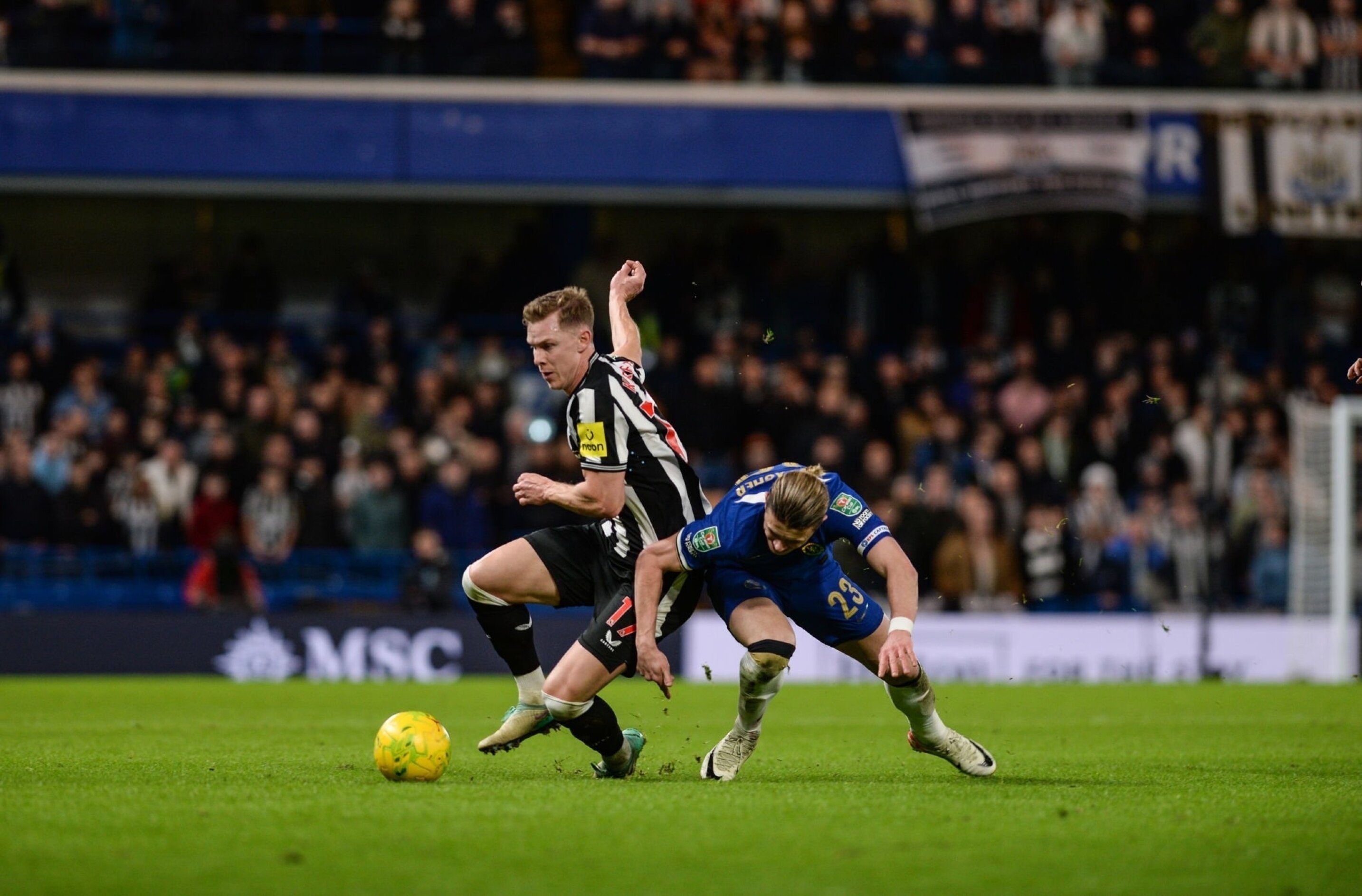Chelsea thắng kịch tính sau khi bị đối thủ dẫn đến phút 90. (Ảnh: Getty Images)