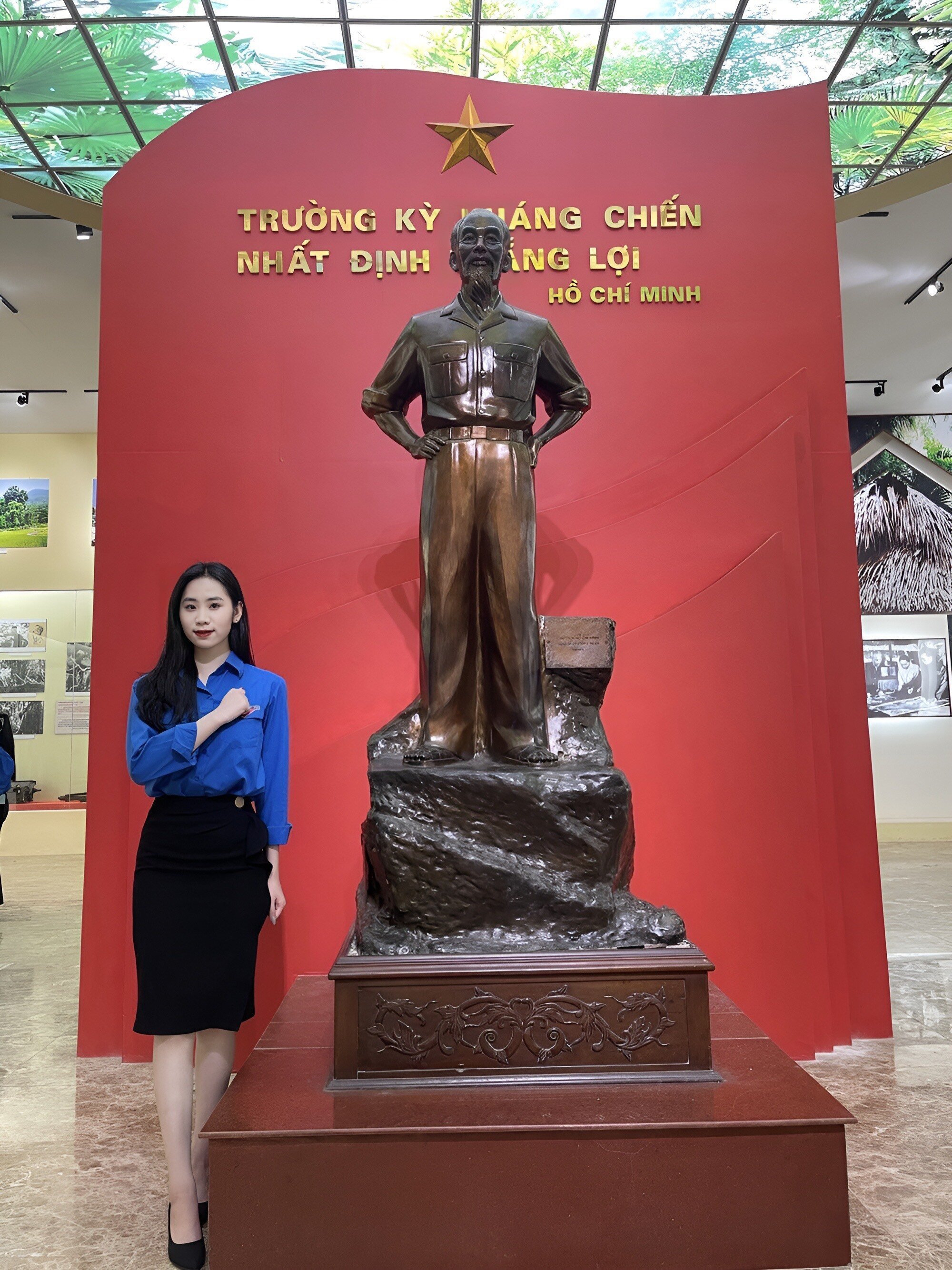 Trong tương lai gần, nữ sinh đặt mục tiêu sớm trở thành Đảng viên chính thức của Đảng cộng sản Việt Nam.