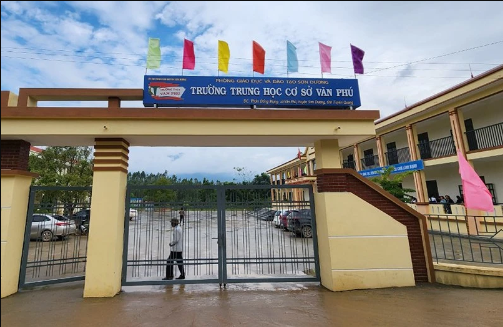 Kỷ luật cảnh cáo cô giáo ở Tuyên Quang bị học sinh xúc phạm. (Ảnh: Báo Nhân dân)