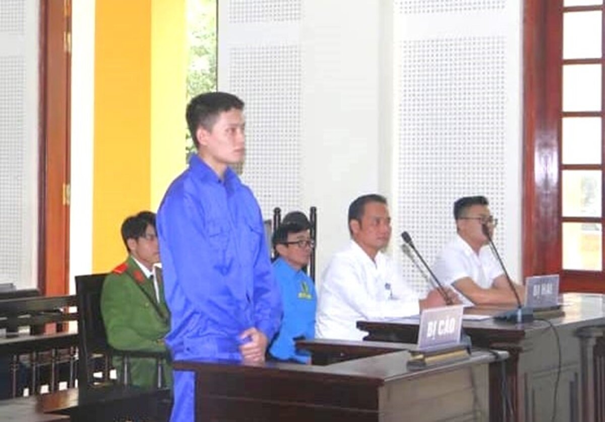 Nguyễn Tuấn Anh tại phiên tòa. (Ảnh: Báo Nghệ An)
