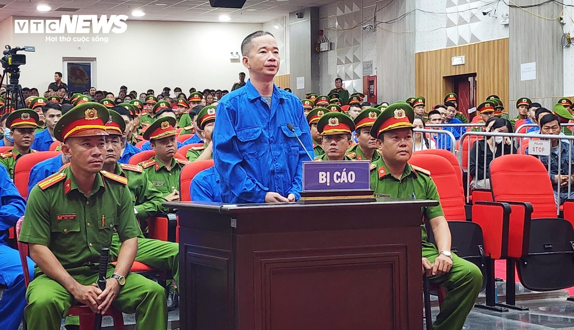 Bị cáo Nguyễn Văn Thái (Thái Bus) tại phiên toà.