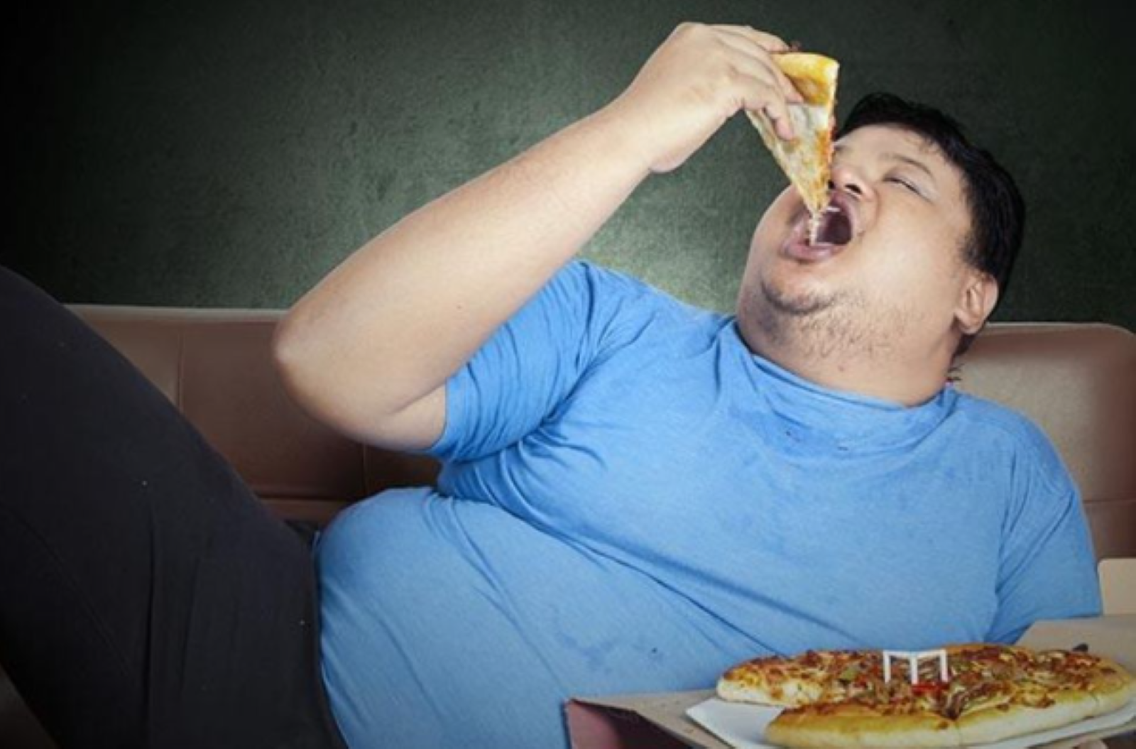 Quá béo không chỉ trông bạn trở nên nặng nề mà còn ảnh hưởng tới sức khỏe. (Nguồn: Sohu)