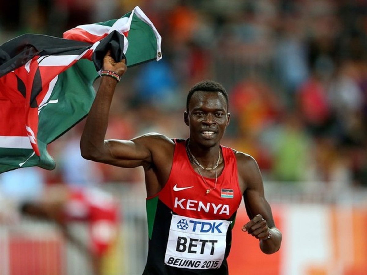 Nicholas Bett, VĐV Kenya đầu tiên giành huy chương Vàng tại Giải vô địch nước rút thế giới ở nội dung 400m vượt rào.