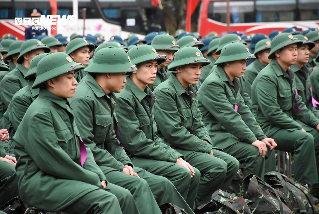 Theo kế hoạch, lễ giao nhận quân sáng nay được tổ chức tại Cao Bằng, Bắc Kạn, Lạng Sơn, Tuyên Quang, Yên Bái, Thái Nguyên, Phú Thọ, Vĩnh Phúc, Bắc Giang, Bắc Ninh, Quảng Ninh, Hải Phòng, Thái Bình, Nam Định, Hà Nam, Ninh Bình, Hải Dương, Hưng Yên, Hòa Bình, Đà Nẵng, Quảng Nam, Quảng Ngãi, Bình Định, Phú Yên, Khánh Hòa, Ninh Thuận, Kon Tum, Gia Lai, Đắk Lắk, và Đắk Nông.