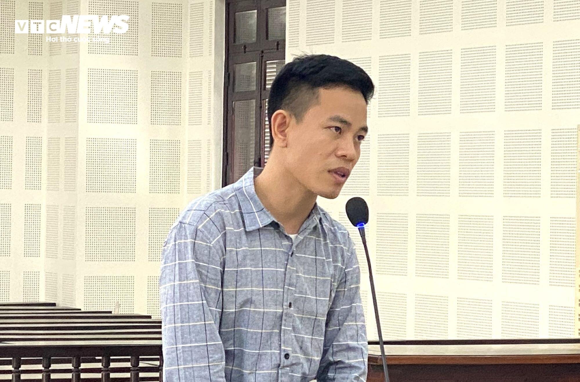 Võ Duy Khánh tại phiên xét xử.