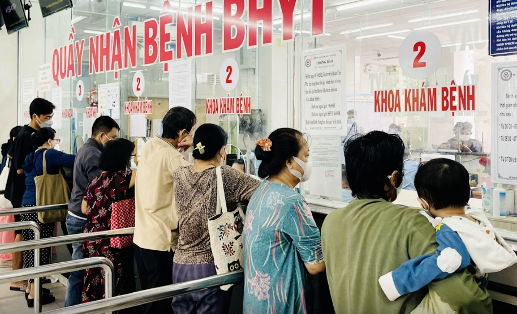 Hà Nội tăng giá 2.000 dịch vụ khám chữa bệnh. (Ảnh minh hoạ)