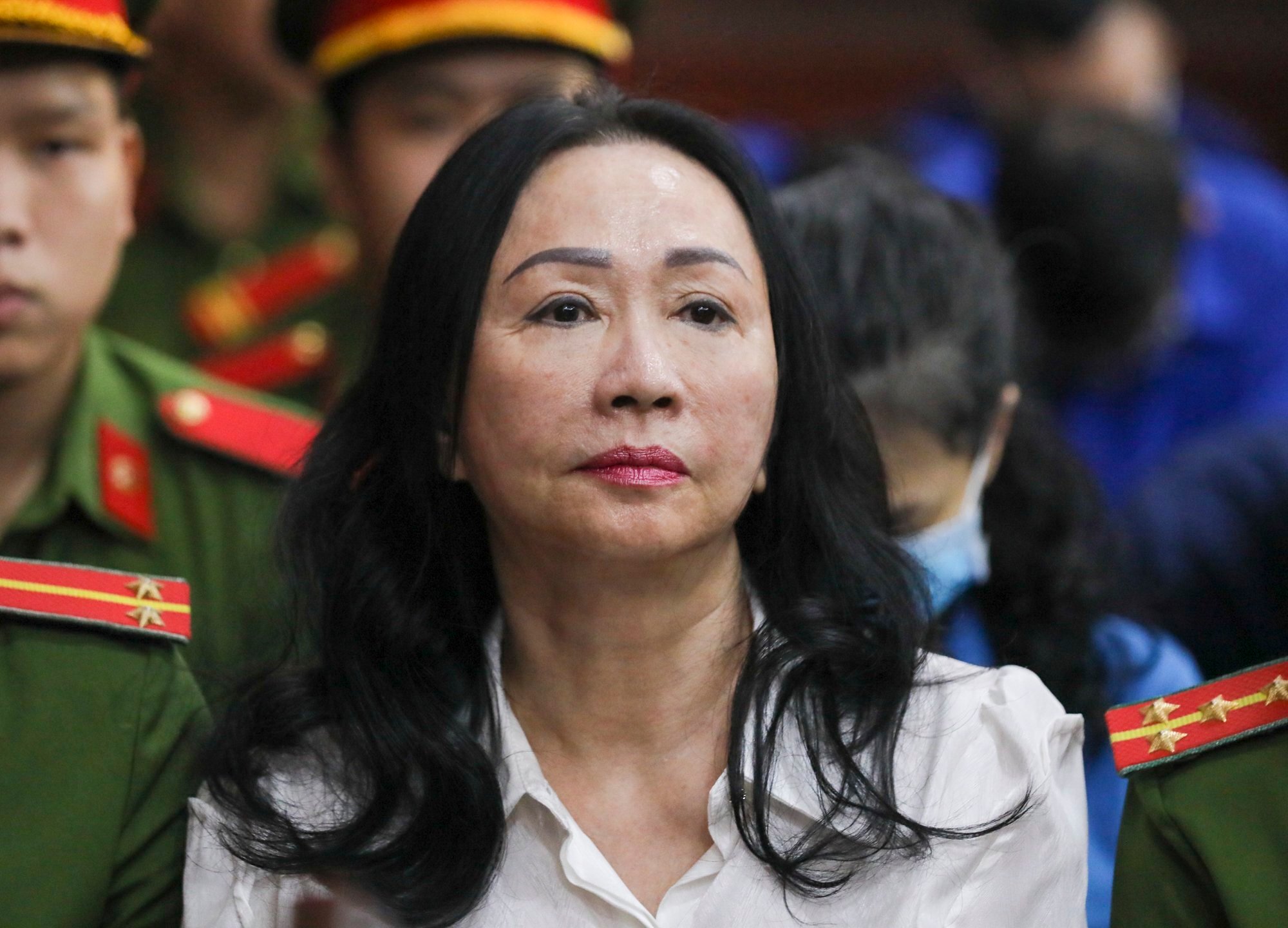Bà Trương Mỹ Lan tại toà sơ thẩm.