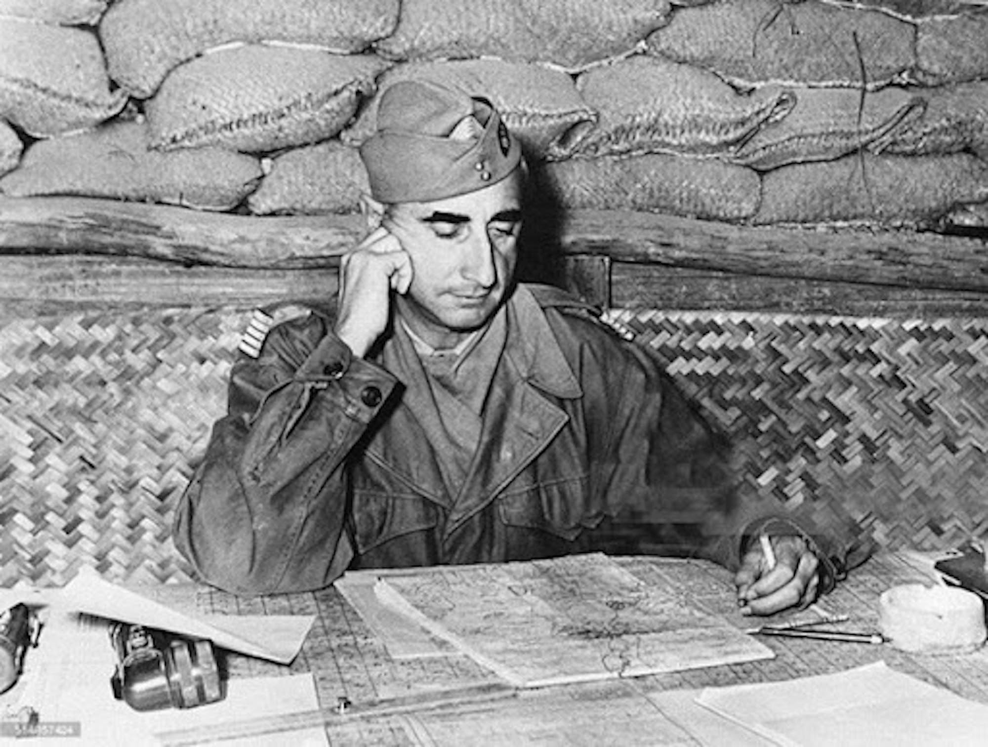  Lời khai đầu tiên của tướng De Castries sau khi bại trận ở Điện Biên Phủ là gì? - 4