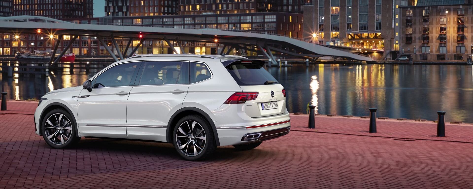 Volkswagen Tiguan Luxury S 7 chỗ 2024 là phiên bản nâng cấp của dòng xe SUV Tiguan 7 chỗ quen thuộc. (Ảnh: Volkswagen)