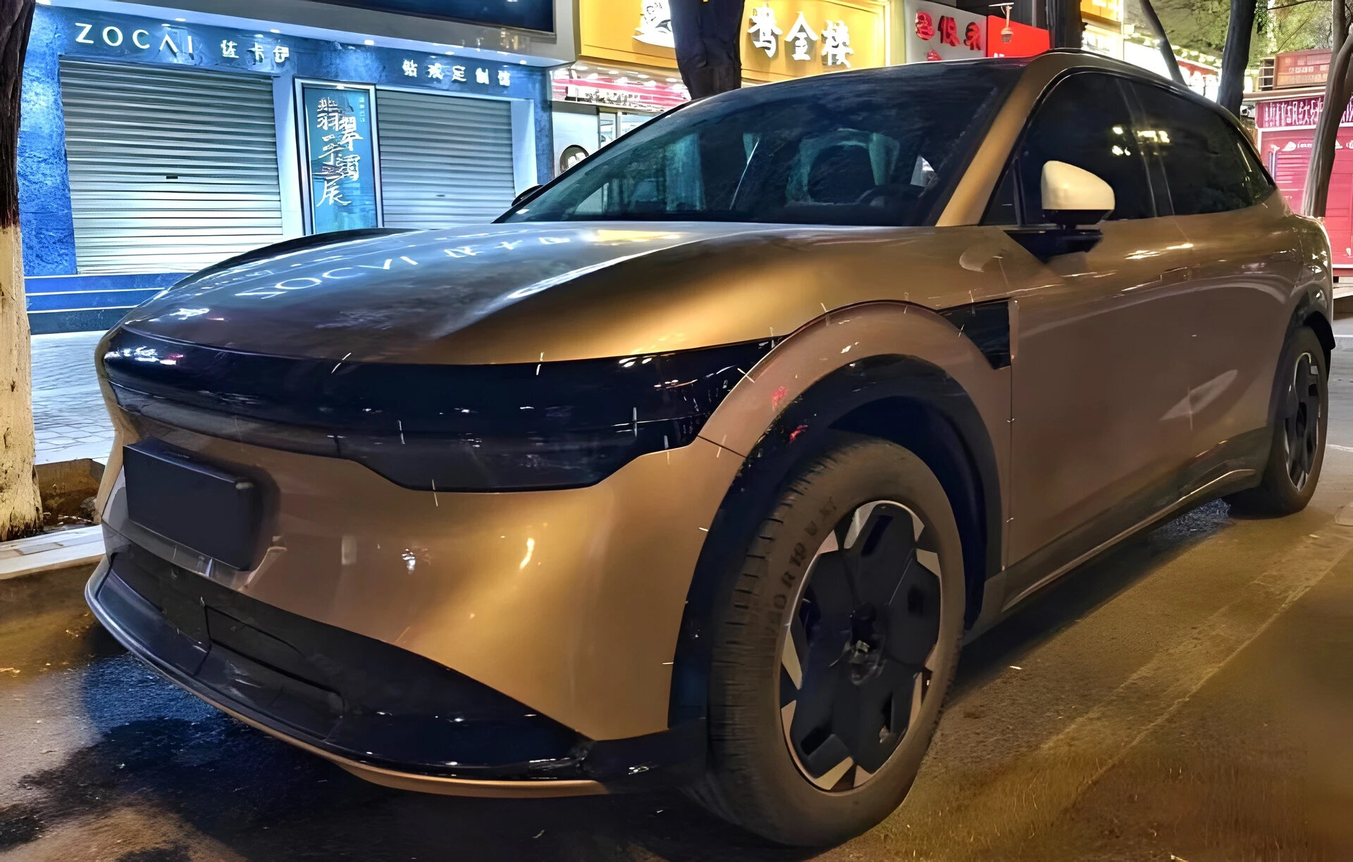 Đối thủ Tesla Model Y lộ ảnh thực tế - 3