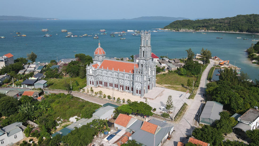 Đảo Thanh Lân – điểm ăn chơi hoang sơ hút khách ở Cô Tô - 1