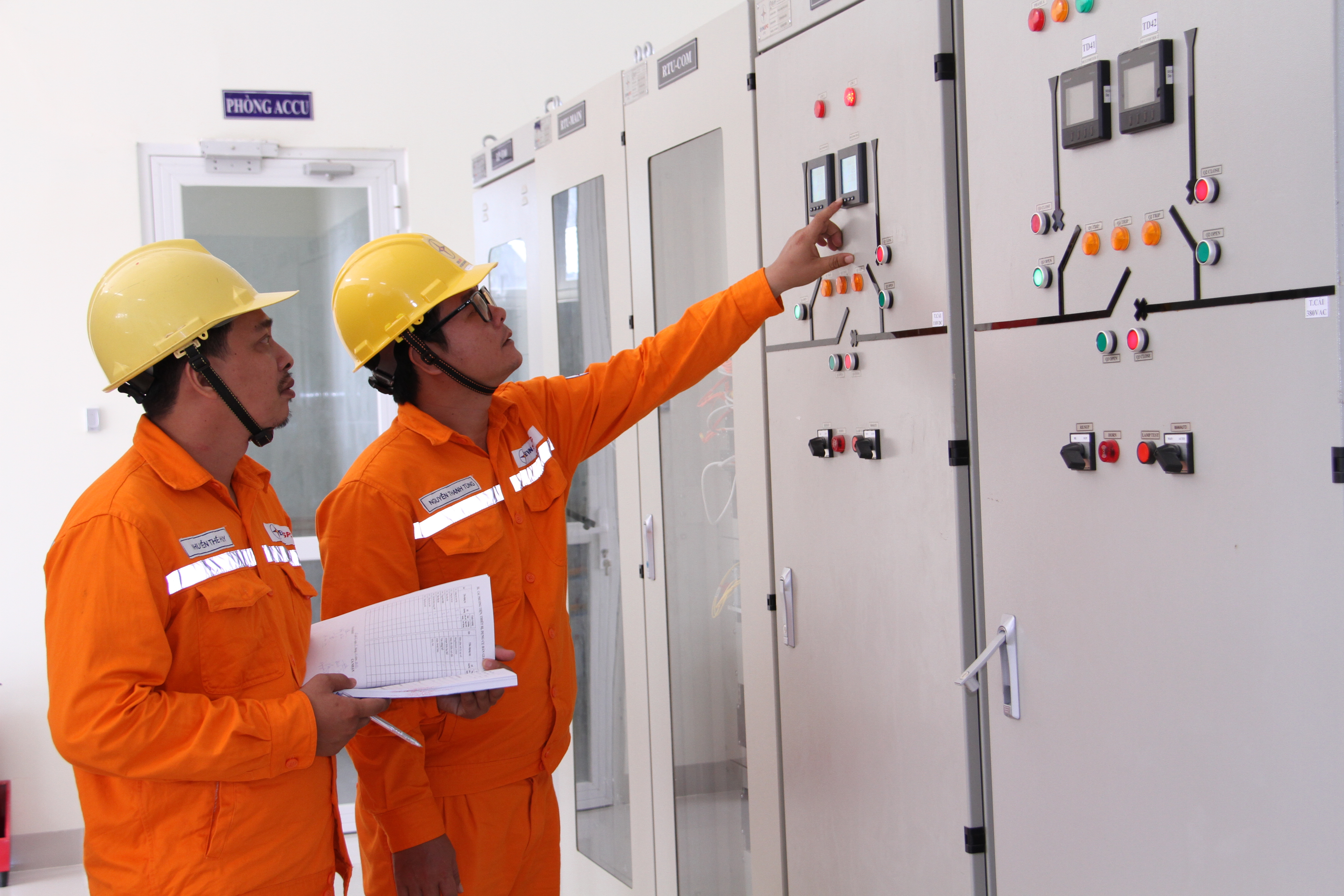 EVNSPC tập trung đảm bảo nguồn điện dịp Quốc khánh 2/9 - 5