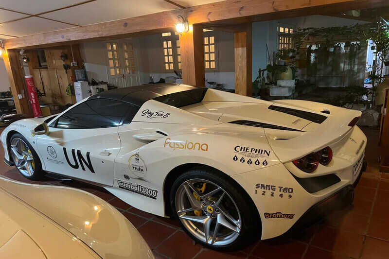 Điểm danh dàn siêu xe Ferrari của ông Đặng Lê Nguyên Vũ tại Gumball 3000 - 9