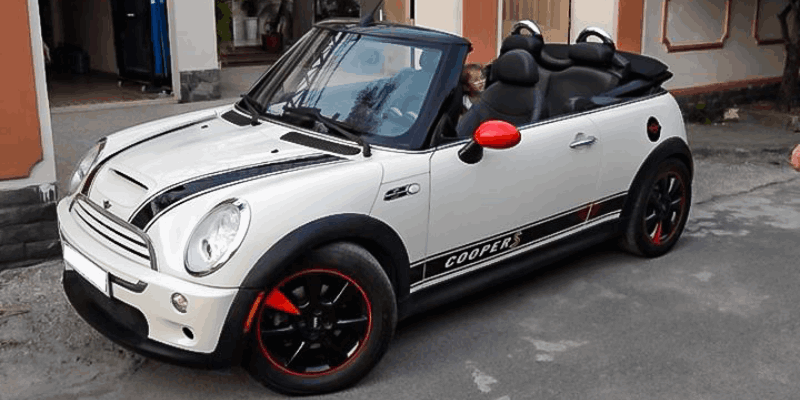 Mini Cooper S Convertible là một mẫu xe mui trần nhỏ gọn và đầy phong cách. (Ảnh: AutoPro)