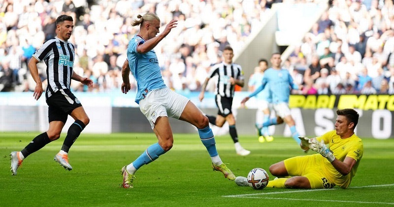 Newcastle chạm trán Man City tại Premier League