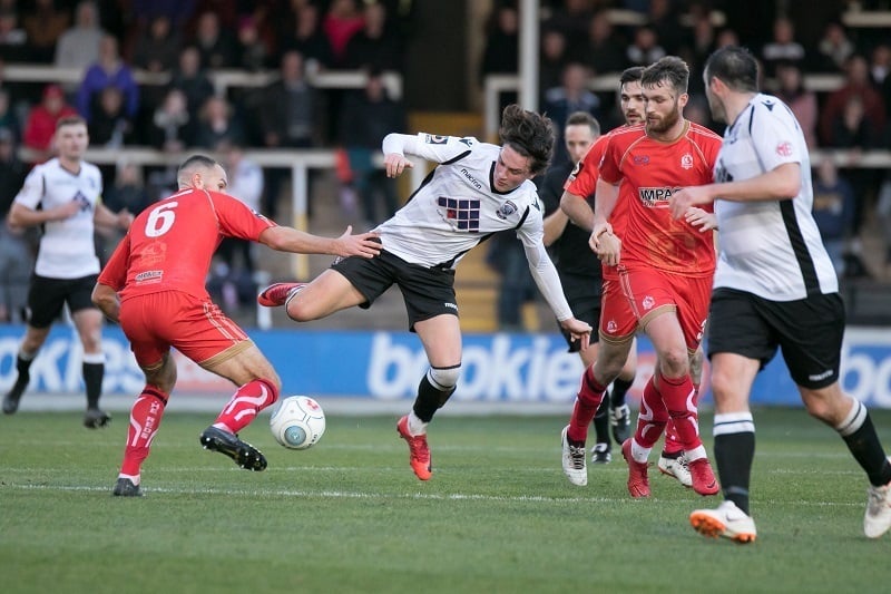 Biggleswade Town chạm trán Alfreton Town tại Cúp FA